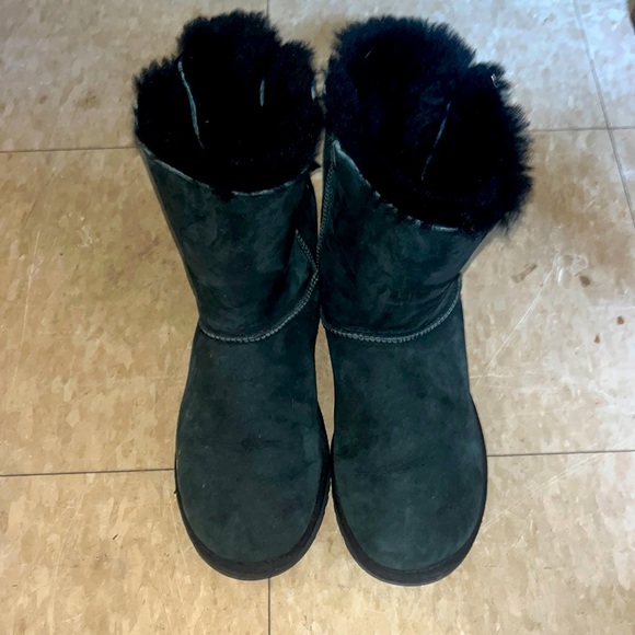 UGG Bailey bow 2 winter boots - Picture 1 of 4